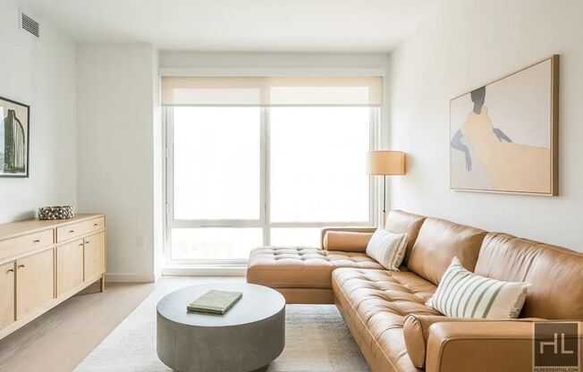 3 beds, 2 baths, $6,325, Unit 529