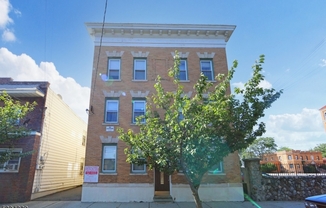 84 PINE ST