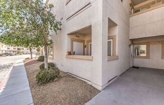 1 bed, 1 bath, $2,300, Unit # 1015