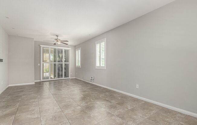 Gated 3 bedroom Townhome near Summerlin and Southwest!