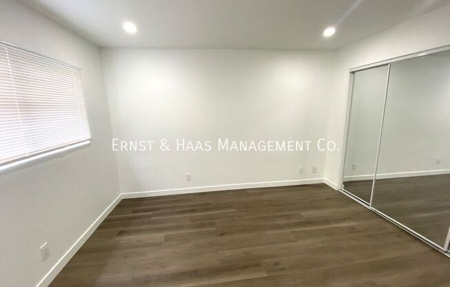 6673 Hammond Ave.