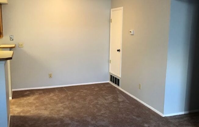 2bd, 2 bath condo for rent at Foxdale Condos