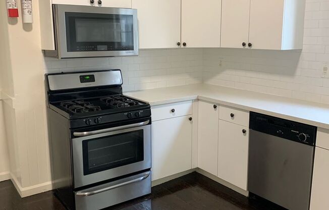 1/2 Off First Month's Rent, 2Bdrm, 1Bath