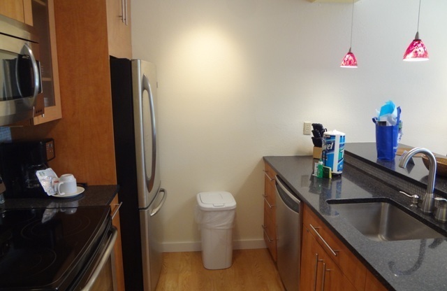 1 bed, 1 bath, $2,550, Unit #108