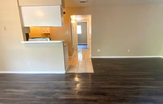 COURTYARD PARK APARTMENTS