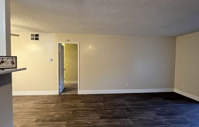 1 bed, 1 bath, 714 sqft, $1,695, Unit 056