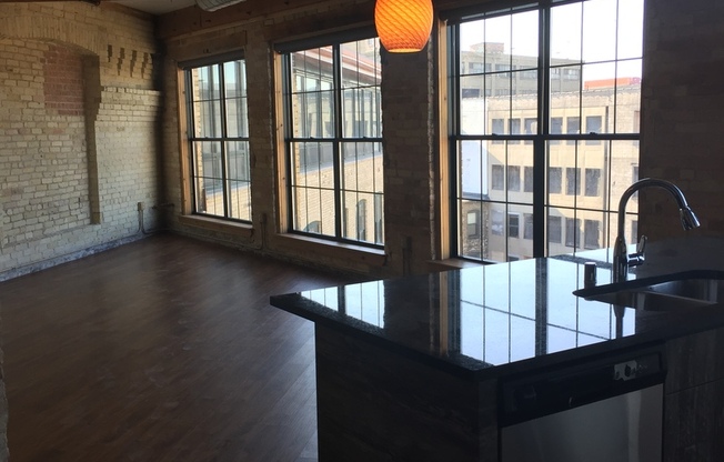 Beam House at River Place Lofts