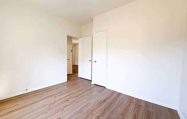 2 beds, 1 bath, $2,095, Unit 1808-E