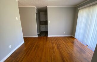 2 beds, 1 bath, 850 sqft, $1,000, Unit Dogwood 285