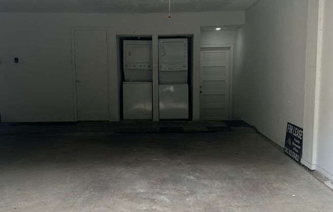 Studio, 1 bath, 500 sqft, $1,400, Unit 117