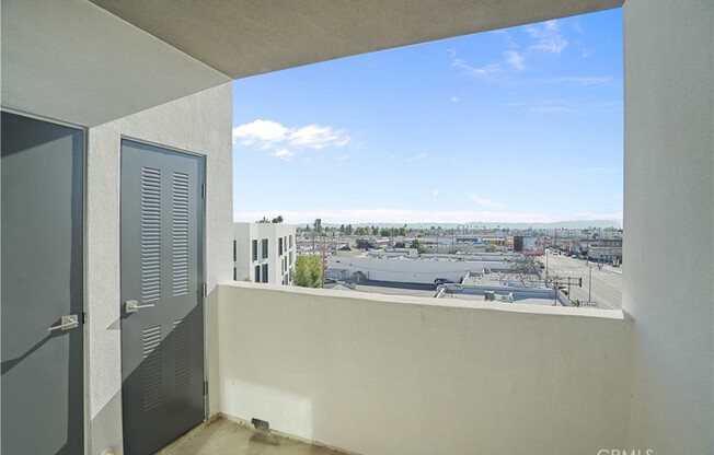 2 beds, 2 baths, 1,267 sqft, $2,665, Unit 410