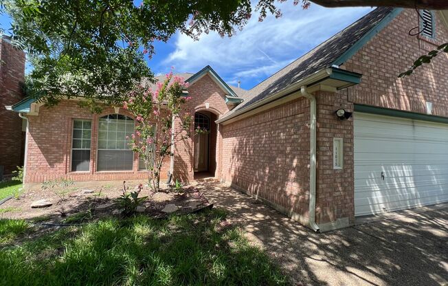 Spacious Canyon Creek 3 bed 2 bath Home
