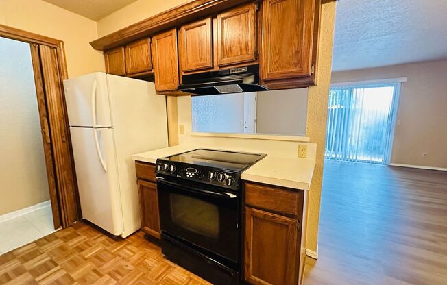 2 beds, 2 baths, $1,245, Unit # 19