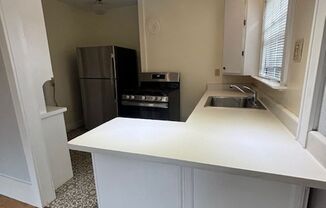 1305 Everett Avenue (Lease Only)