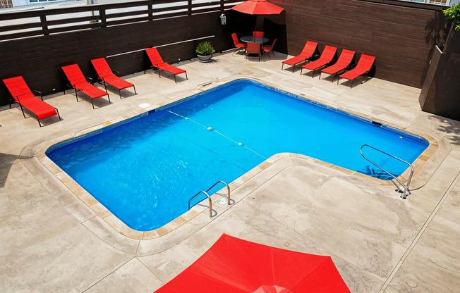 Plaza La Belle Apartments