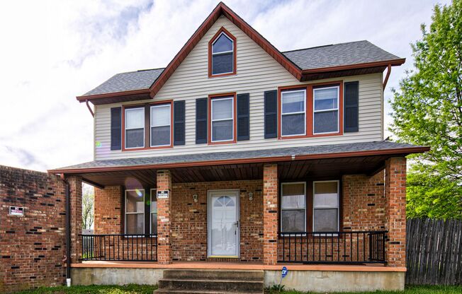1657 Elkton Rd - House/Office Space