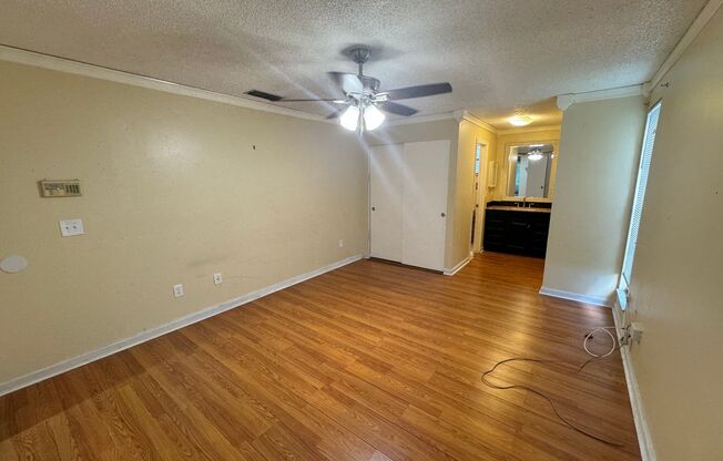 3 beds, 2 baths, $2,000