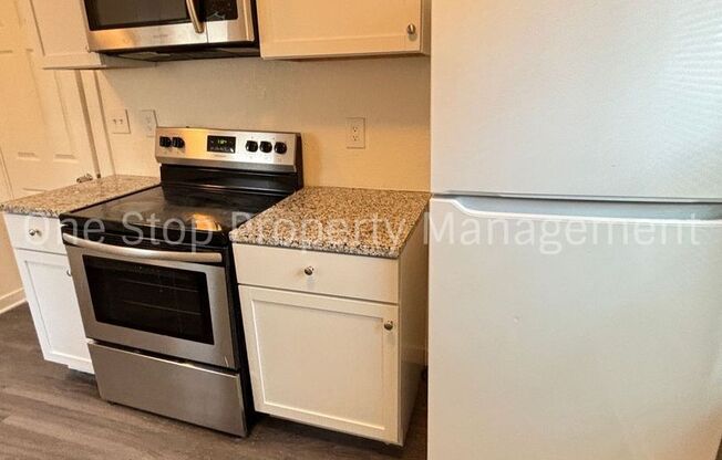 Beautiful 3 Bedroom 1 Bathroom in Kansas City