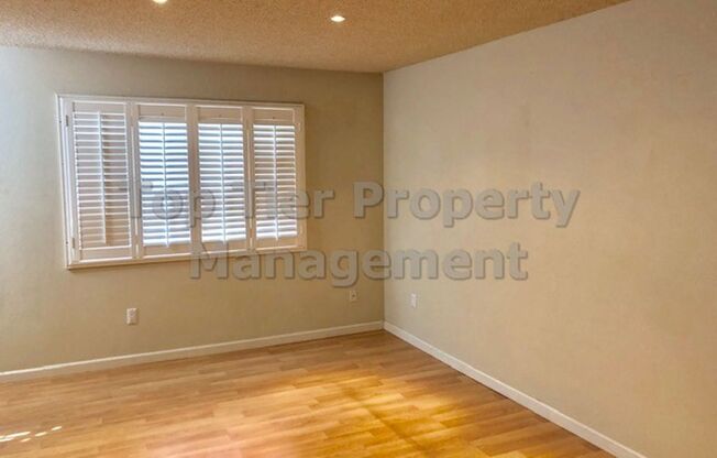 2bd/1.5ba, 1,112 sf Concord Townhome available for Lease