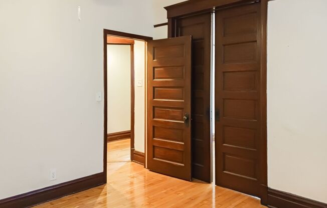 2 beds, 1 bath, 1,125 sqft, $2,995, Unit 3639-2