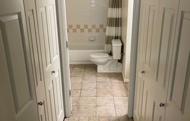 Upscale 1bd 1bath in Heart of Beltown With Hotel Like Feel!