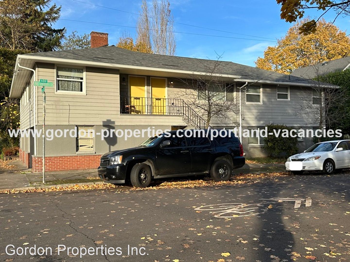 28032807 NE Hoyt St Portland, OR ApartmentAdvisor