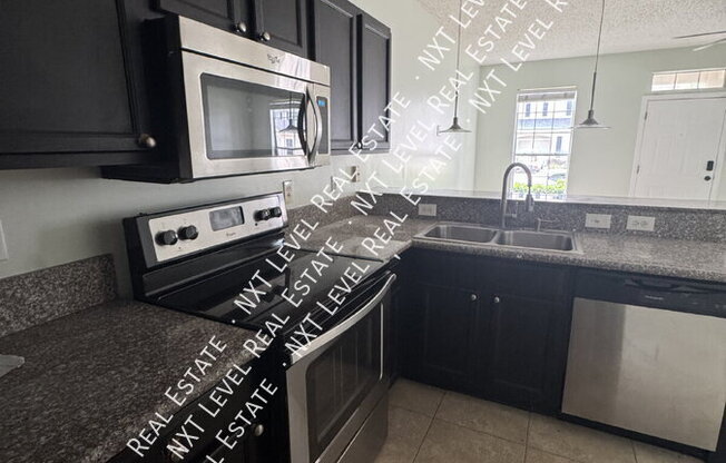 454 SHERWOOD OAKS DR