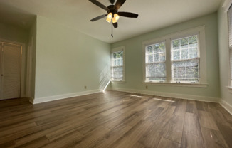 515 E 8 ST