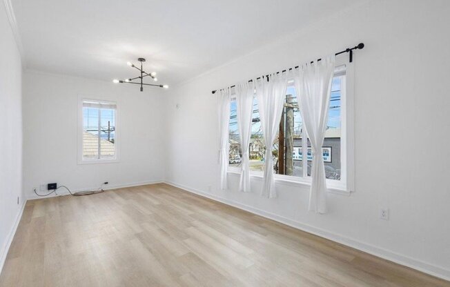 1551 SAINT CHARLES ST