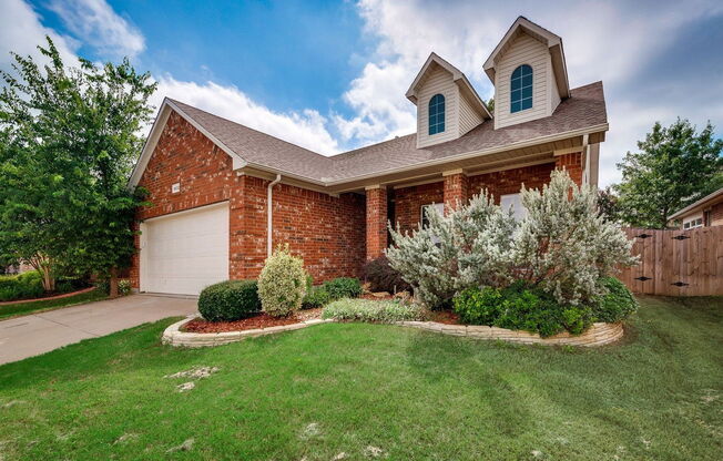 4032 MARTINSBURG DR