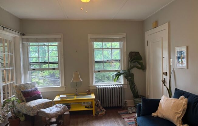 54 Elm Ave