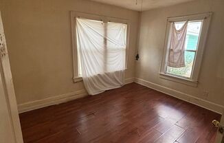 2 beds, 1 bath, $2,140