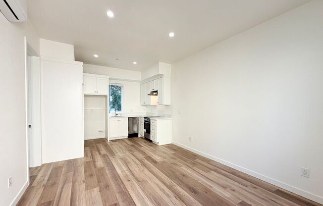 College Apartment Homes