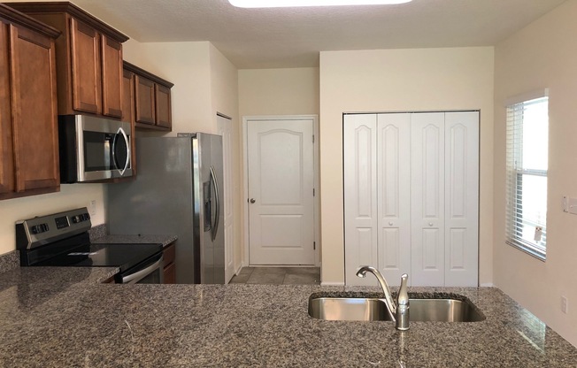 2 beds, 2.5 baths, $1,895