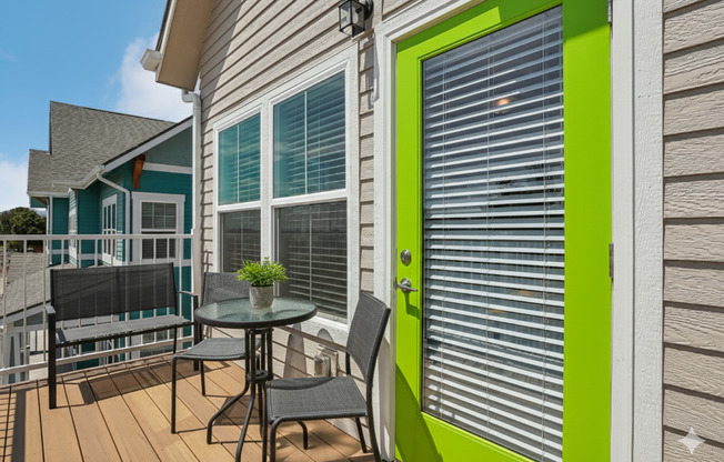 3 beds, 2 baths, 1,261 sqft, $2,175, Unit 1776-201