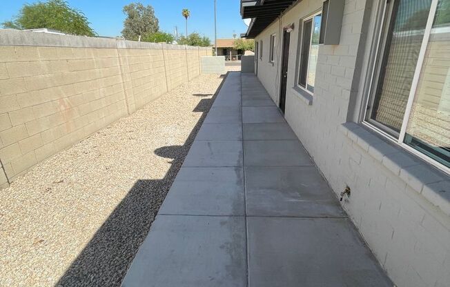 COMING SOON! Charming 2 Bed 1 Bath Apartment in Tolleson