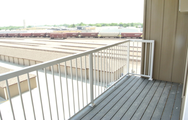 4 beds, 3 baths, $1,895, Unit 302