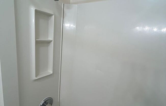 1 bed, 1 bath, 769 sqft, $1,089, Unit 7518-10