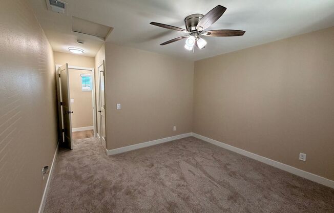 2 beds, 2 baths, 900 sqft, $2,595, Unit 36