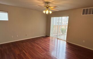 3 beds, 2.5 baths, $2,400