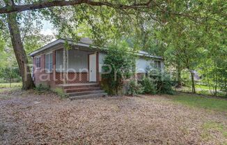 3 beds, 1 bath, $1,395