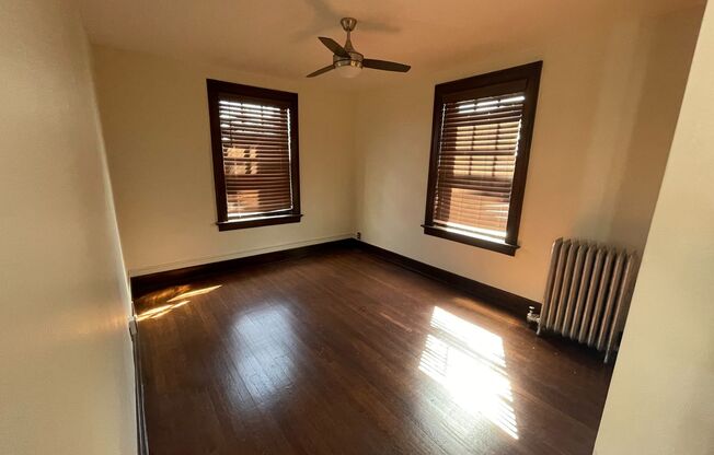 Beautifully Restored 3 BR, 1.5 BR Pre-War Gem in Herron-Morton