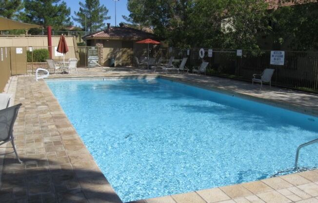 1 bed, 1 bath, $1,100, Unit #2033