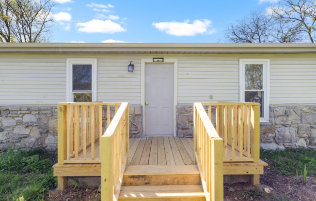 600 LINCLON DR