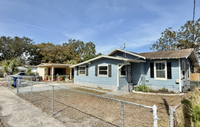 3104 E Ellicott St