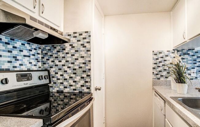 1 bed, 1 bath, 550 sqft, $1,029