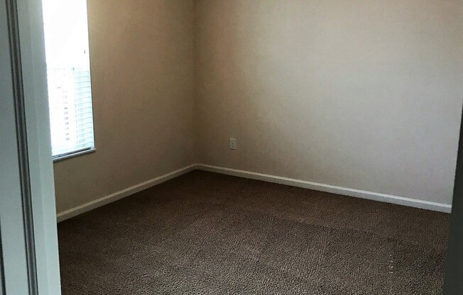 2 beds, 2 baths, 1,190 sqft, $1,470, Unit 5403LLS #92