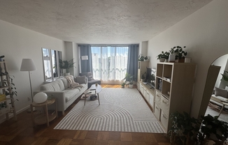 1 bed, 1 bath, 800 sqft, $2,800, Unit 808