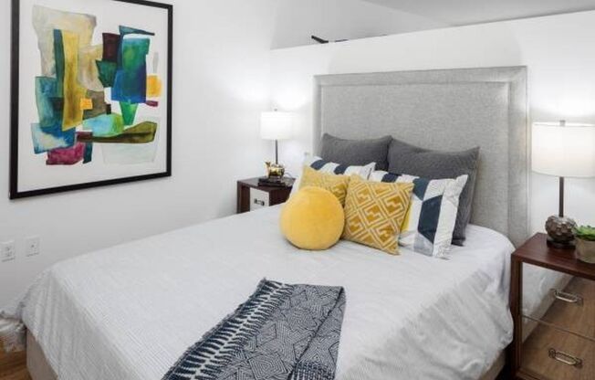 1 bed, 1 bath, 664 sqft, $1,595, Unit 433