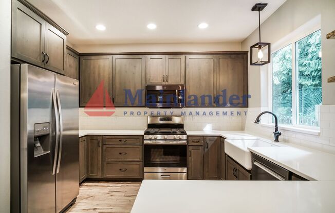 Darling 4 Bedroom Home With Beautiful Upgrades in Sherood Will Not Last Long!